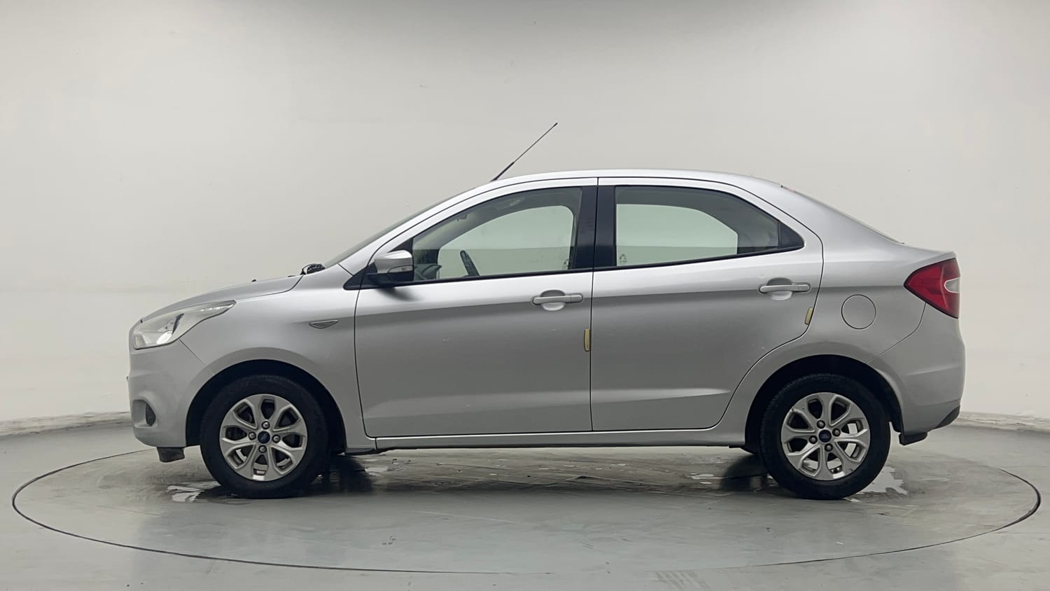 2015 Ford Figo Aspire Titanium 1.2 Ti-VCT-1