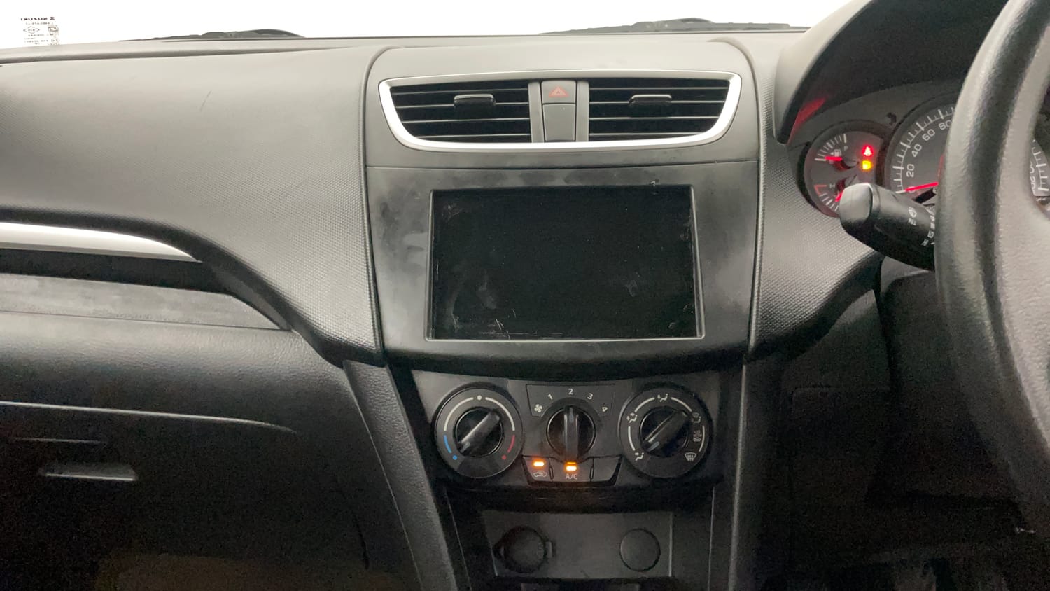 Used 2017 Maruti Suzuki Swift Lxi (O) Petrol Manual interior MUSIC SYSTEM & AC CONTROL VIEW