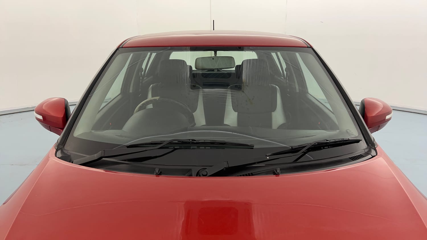 Used 2012 Maruti Suzuki Swift VXi Petrol Manual exterior FRONT WINDSHIELD VIEW