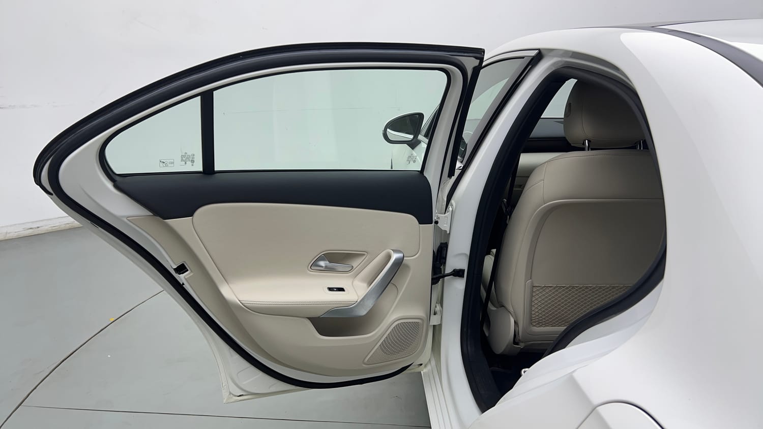 2024 Mercedes-Benz A-Class Limousine 200-22