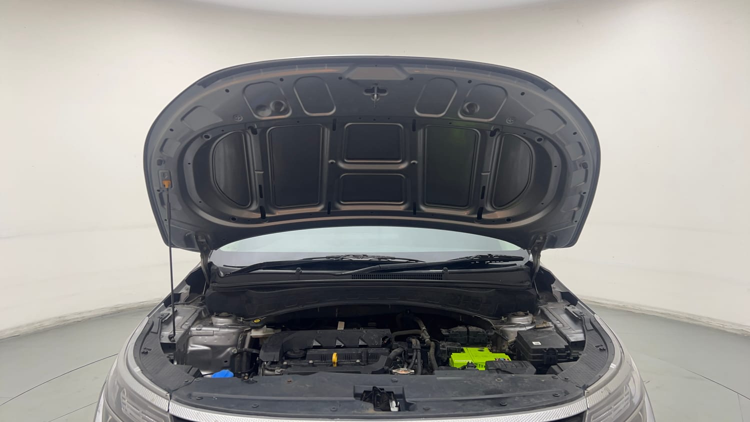 Used 2020 Kia Seltos HTK Plus 1.5 Petrol Manual engine ENGINE & BONNET OPEN FRONT VIEW