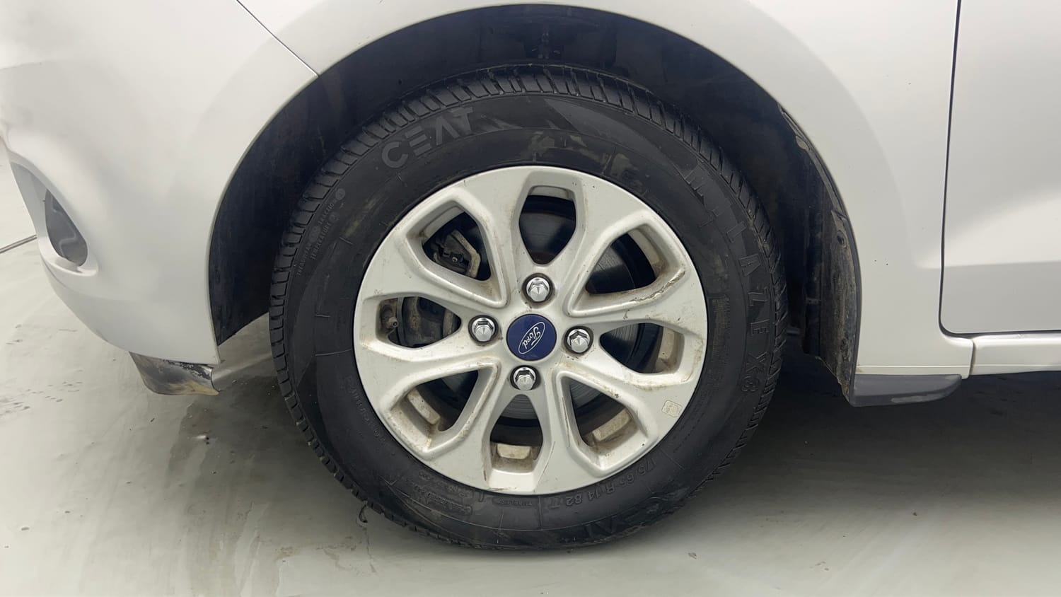 2015 Ford Figo Aspire Titanium 1.2 Ti-VCT-34