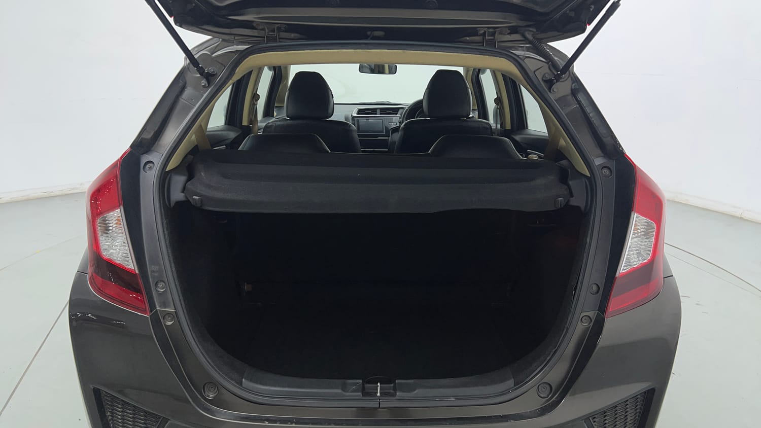 2016 Honda Jazz V AT Petrol-25