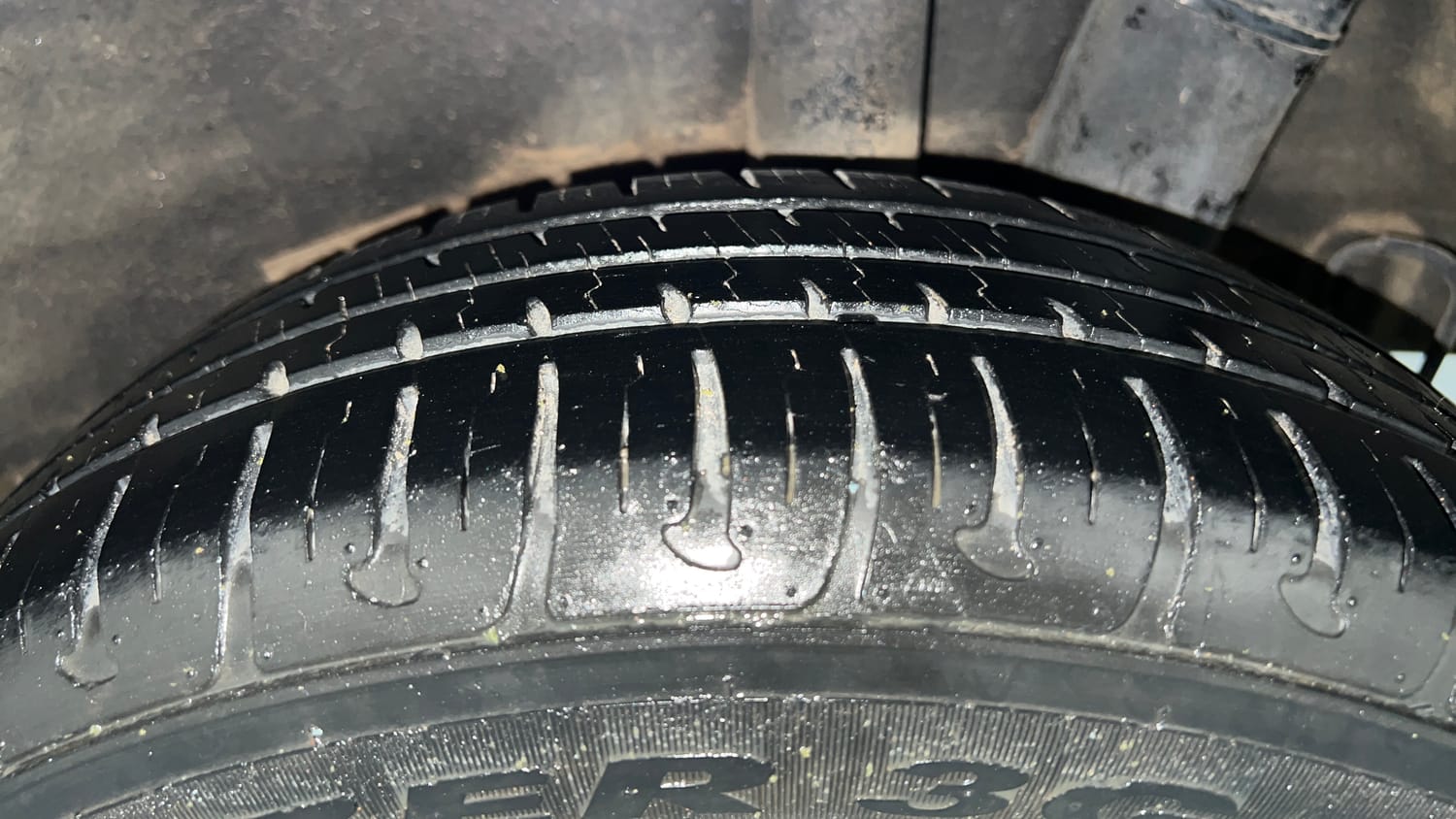 Used 2014 Hyundai Grand i10 Magna 1.2 Kappa VTVT Petrol Manual tyres LEFT REAR TYRE TREAD VIEW