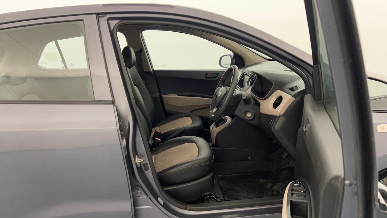 Used 2014 Hyundai Grand i10 Magna 1.2 Kappa VTVT Petrol Manual interior RIGHT SIDE FRONT DOOR CABIN VIEW