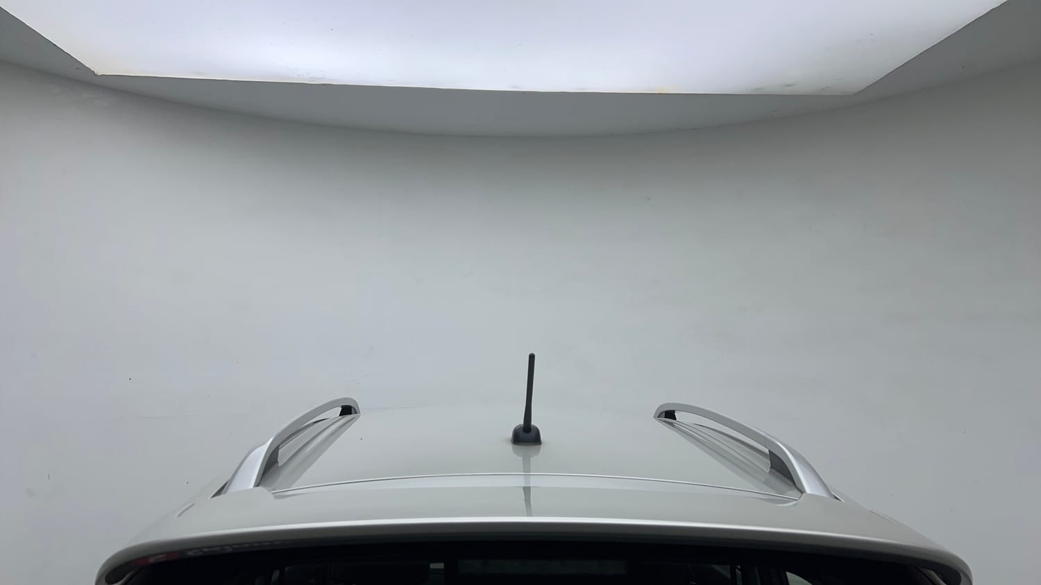 Used 2020 Maruti Suzuki Ignis Zeta 1.2 MT Petrol Manual exterior EXTERIOR ROOF VIEW