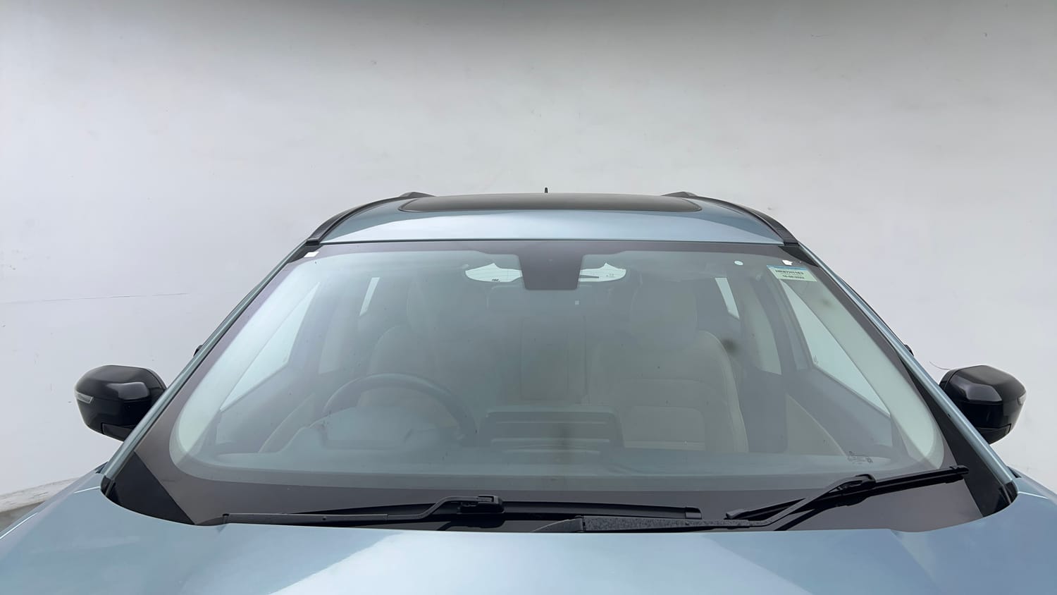 Used 2022 Tata Safari XZA Plus Diesel Automatic exterior FRONT WINDSHIELD VIEW