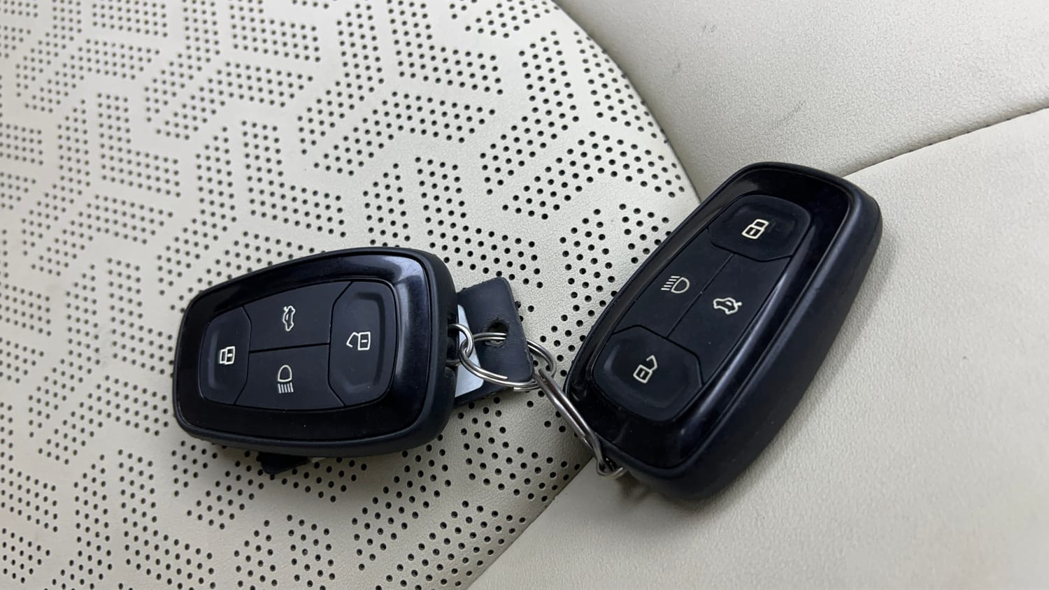 Used 2022 Tata Nexon EV Prime XZ Plus LUX Electric Automatic extra CAR KEY VIEW