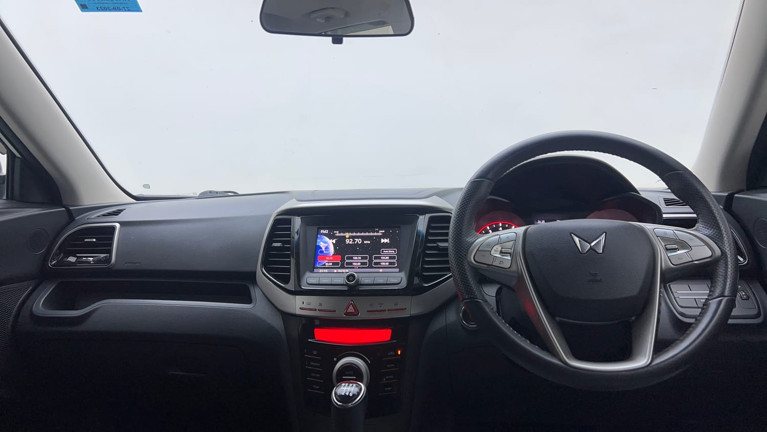 2023 Mahindra XUV 300 W8 1.2 Petrol-12