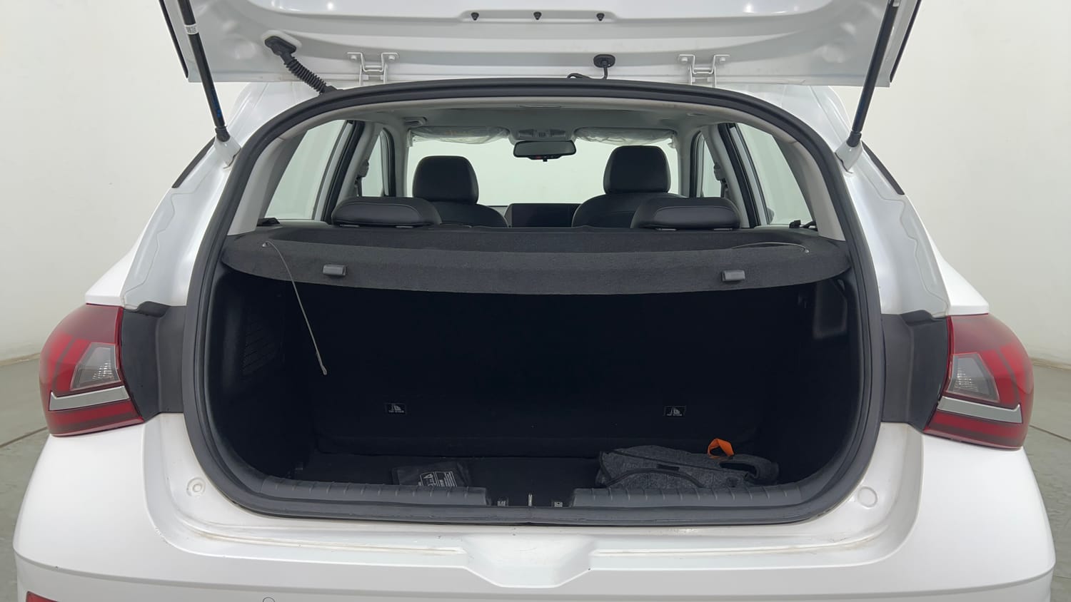 Used 2025 Hyundai New i20 Asta (O) 1.2 IVT Petrol Automatic interior DICKY INSIDE VIEW