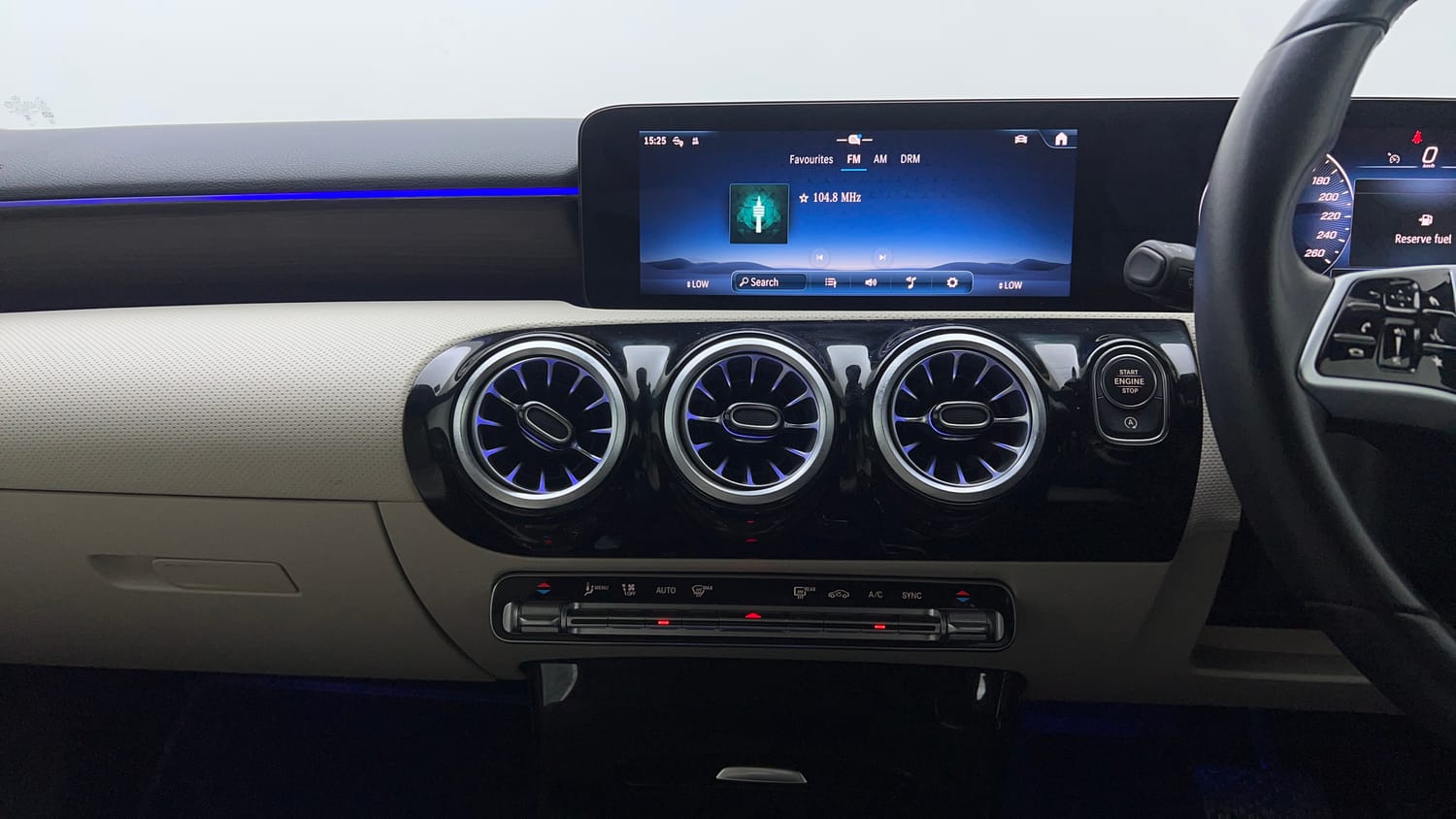 2024 Mercedes-Benz A-Class Limousine 200-13