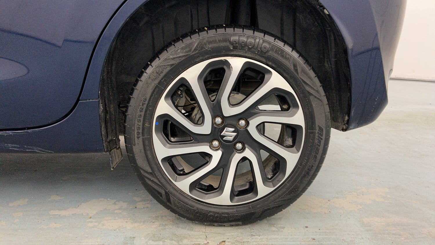 Used 2024 Maruti Suzuki Baleno Alpha MT Petrol Manual tyres LEFT REAR TYRE RIM VIEW