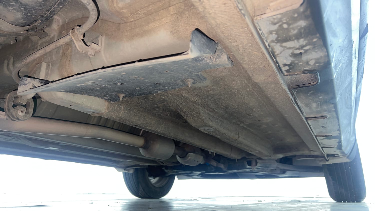 Used 2020 Kia Seltos HTK Plus 1.5 Petrol Manual extra REAR RIGHT UNDERBODY VIEW