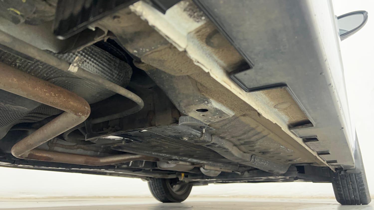 Used 2025 Hyundai New i20 Asta (O) 1.2 IVT Petrol Automatic extra REAR RIGHT UNDERBODY VIEW