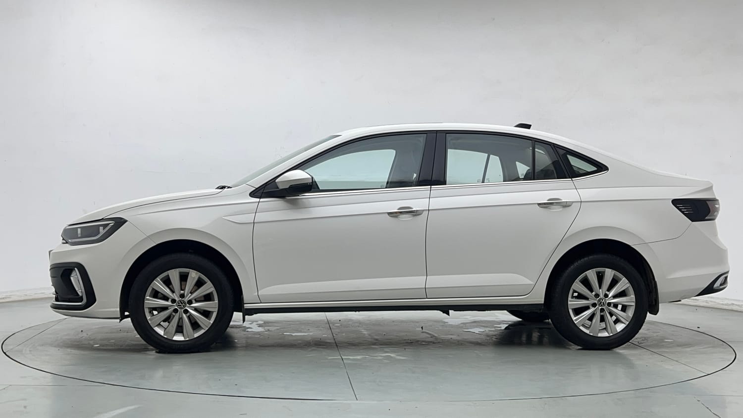 2023 Volkswagen Virtus Topline 1.0 TSI AT-1