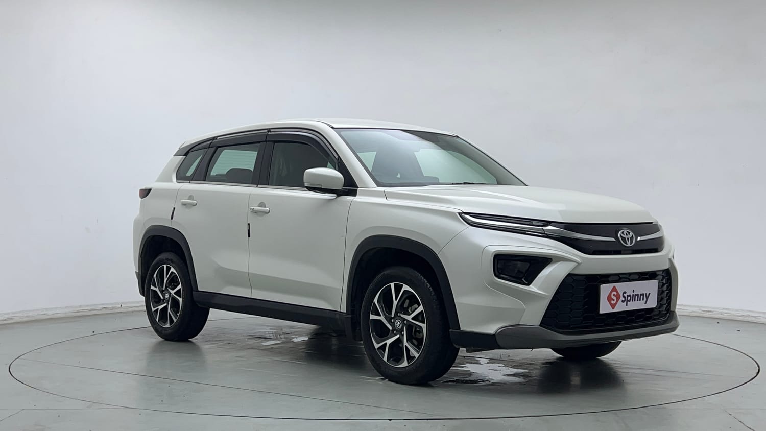 2024 Toyota Urban Cruiser Hyryder G AT NeoDrive-6