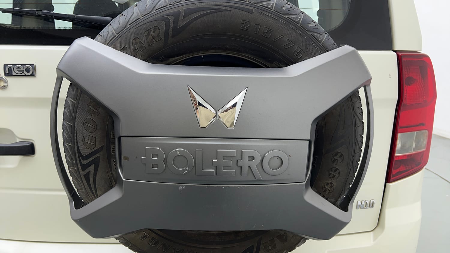 2023 Mahindra Bolero Neo N10-41