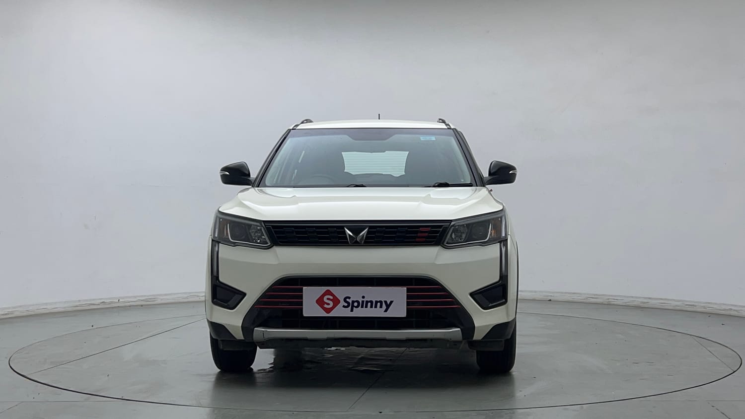 2023 Mahindra XUV 300 W8 1.2 Petrol-7