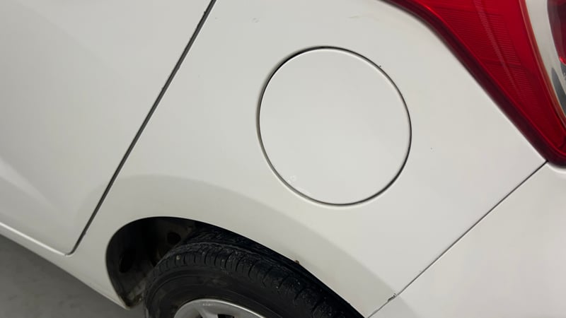 Used 2017 Hyundai Grand i10 Magna AT 1.2 Kappa VTVT Petrol Automatic dents MINOR DENT