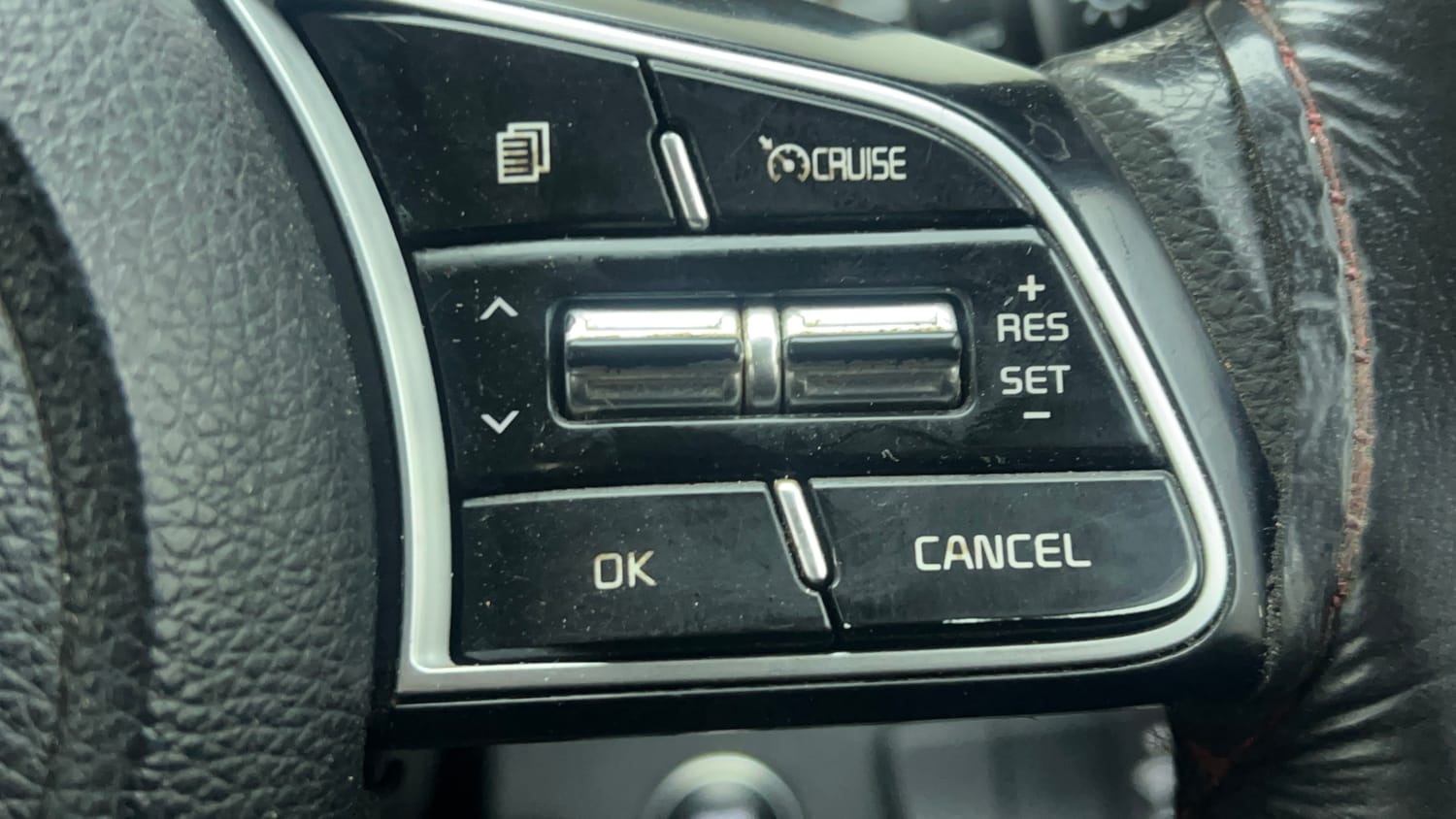 Used 2020 Kia Seltos HTK Plus 1.5 Petrol Manual top_features Cruise control