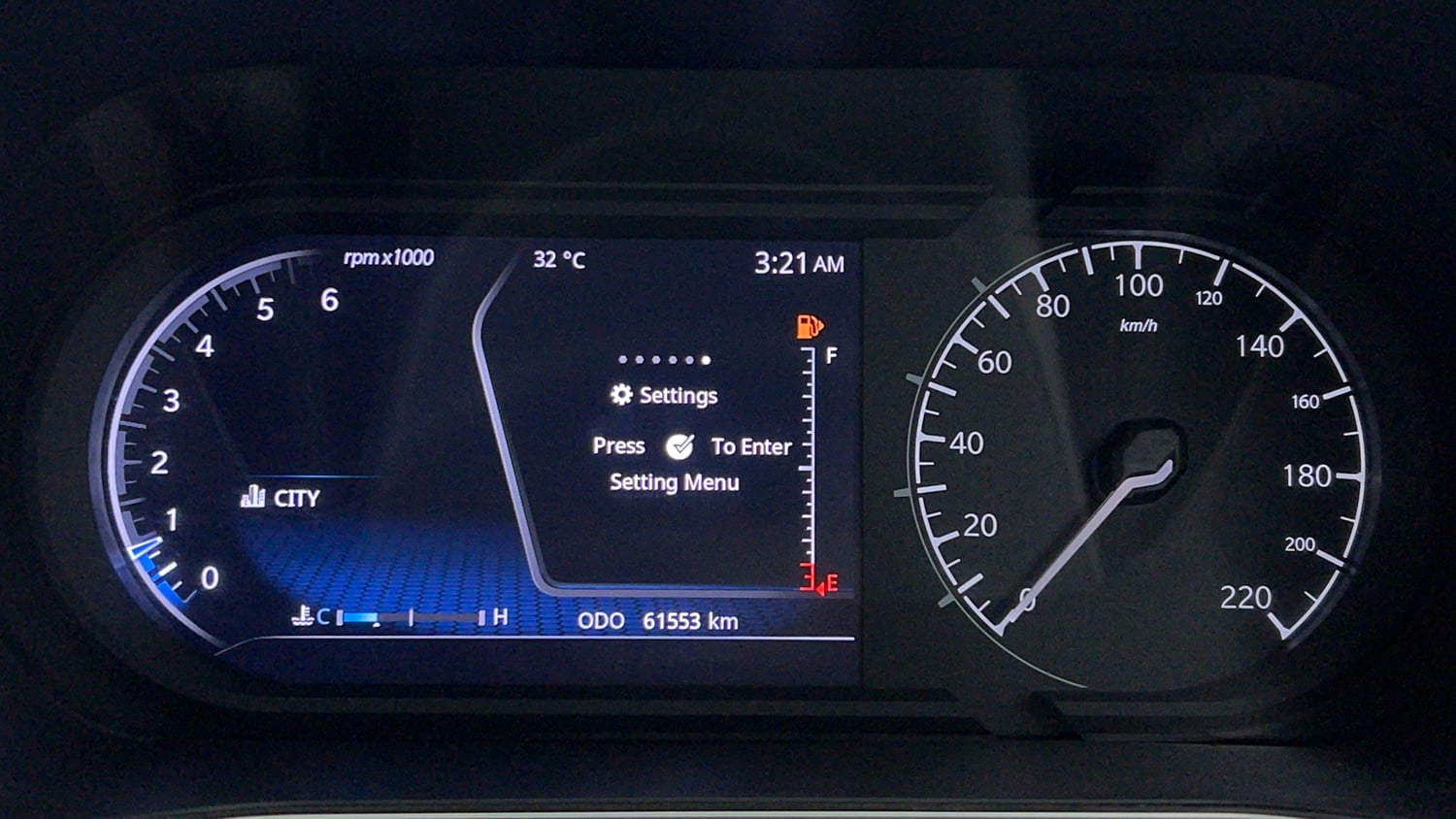 Used 2019 Tata Harrier XZ Diesel Manual interior CLUSTERMETER VIEW