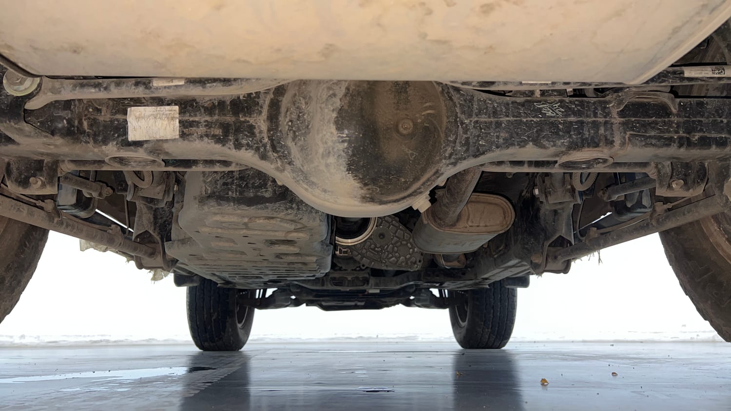 Used 2022 mahindra Thar LX Hard Top Petrol MT 4WD Petrol Manual extra REAR UNDERBODY VIEW (TAKEN FROM REAR)