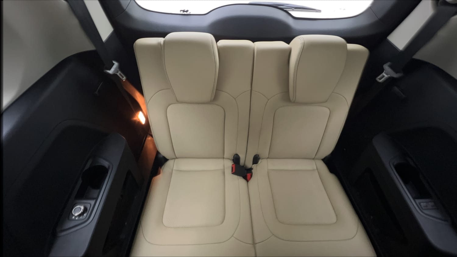 Used 2022 Tata Safari XZA Plus Diesel Automatic interior THIRD ROW SEAT