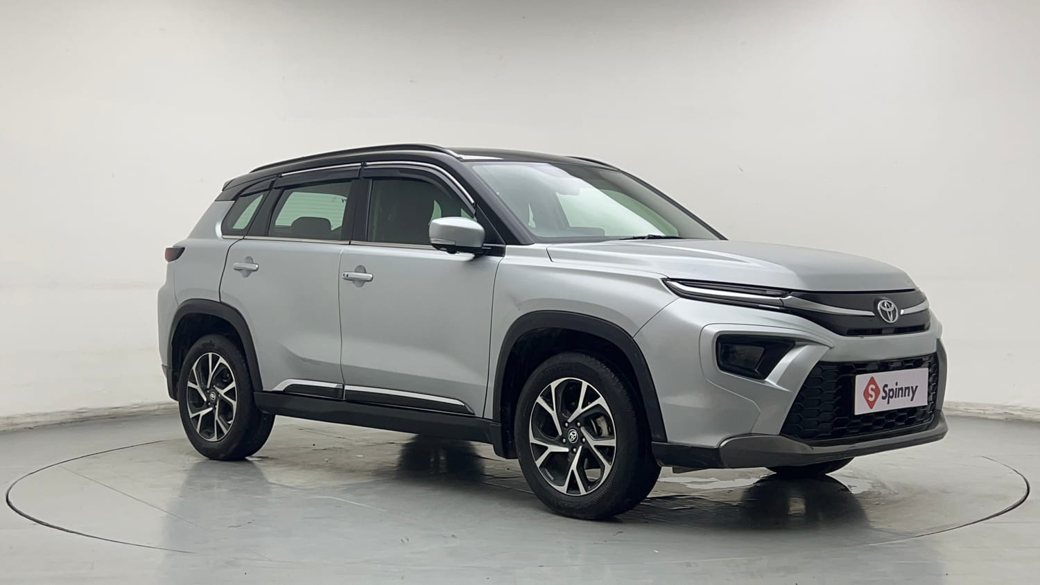2024 Toyota Urban Cruiser Hyryder V AT NeoDrive-6