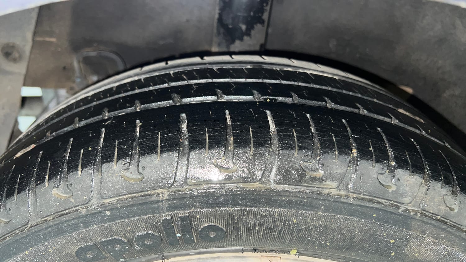 Used 2014 Hyundai Grand i10 Magna 1.2 Kappa VTVT Petrol Manual tyres RIGHT REAR TYRE TREAD VIEW