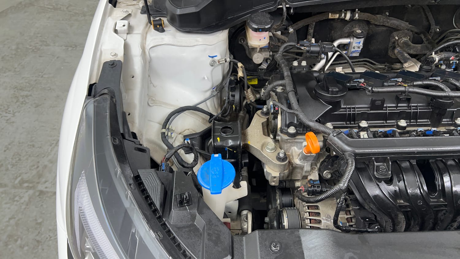 Used 2025 Hyundai New i20 Asta (O) 1.2 IVT Petrol Automatic engine ENGINE RIGHT SIDE VIEW