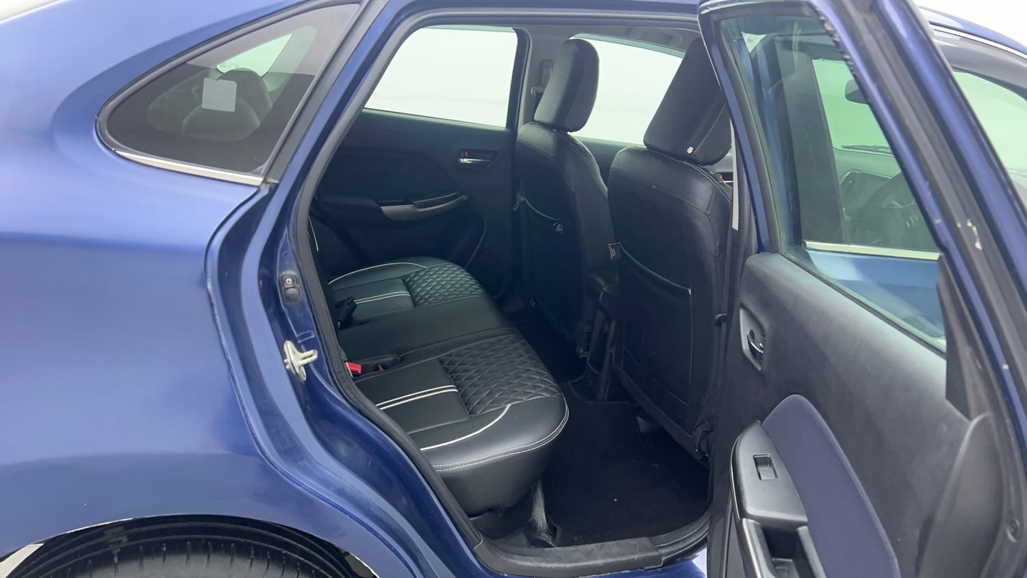Used 2020 Maruti Suzuki Baleno Alpha Petrol Manual interior RIGHT SIDE REAR DOOR CABIN VIEW