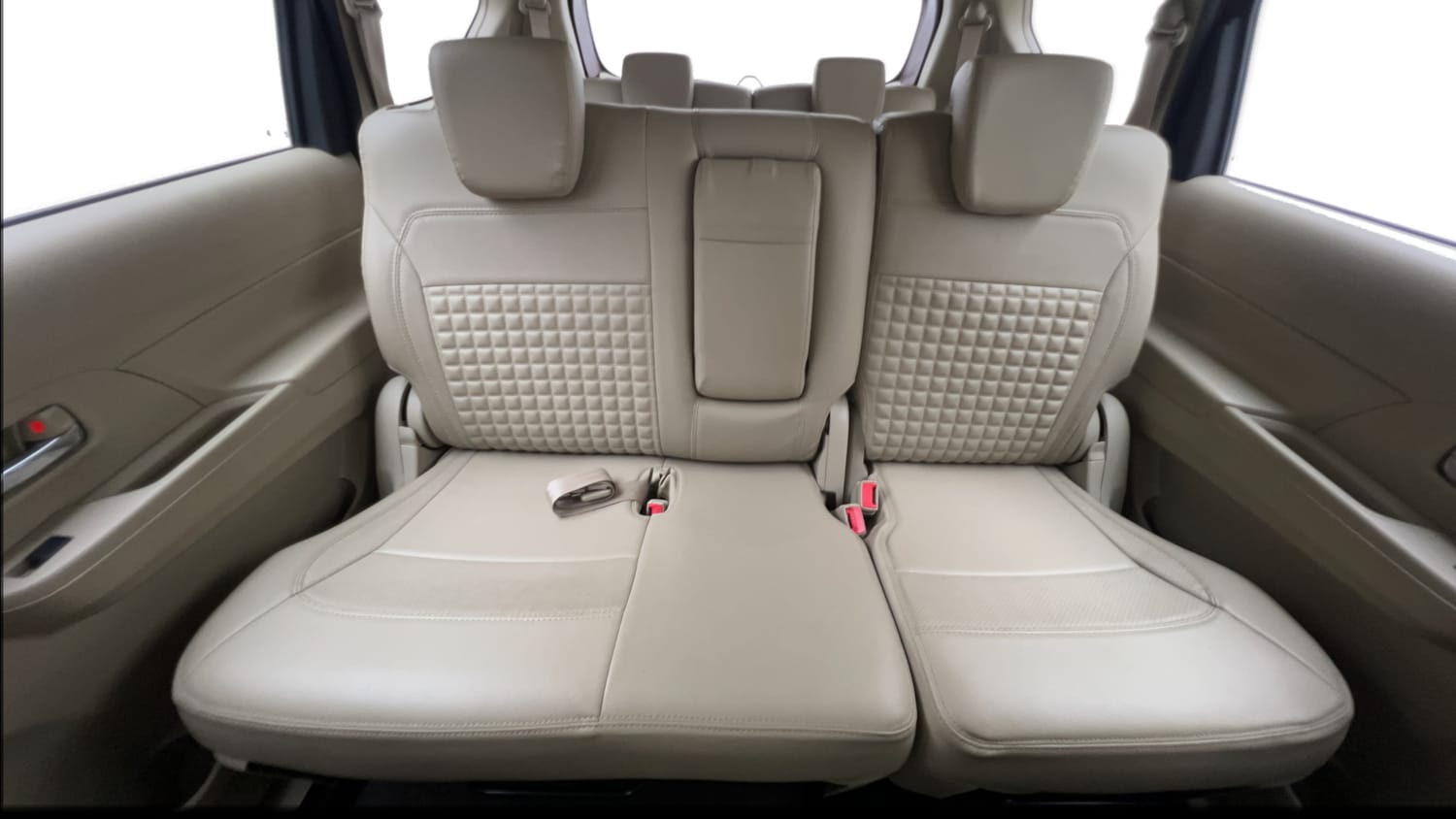 Used 2023 Maruti Suzuki Ertiga VXi (O) Petrol Manual interior REAR SEAT CONDITION VIEW
