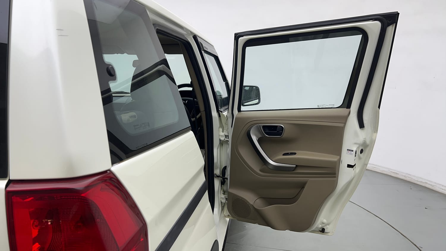 2023 Mahindra Bolero Neo N10-20
