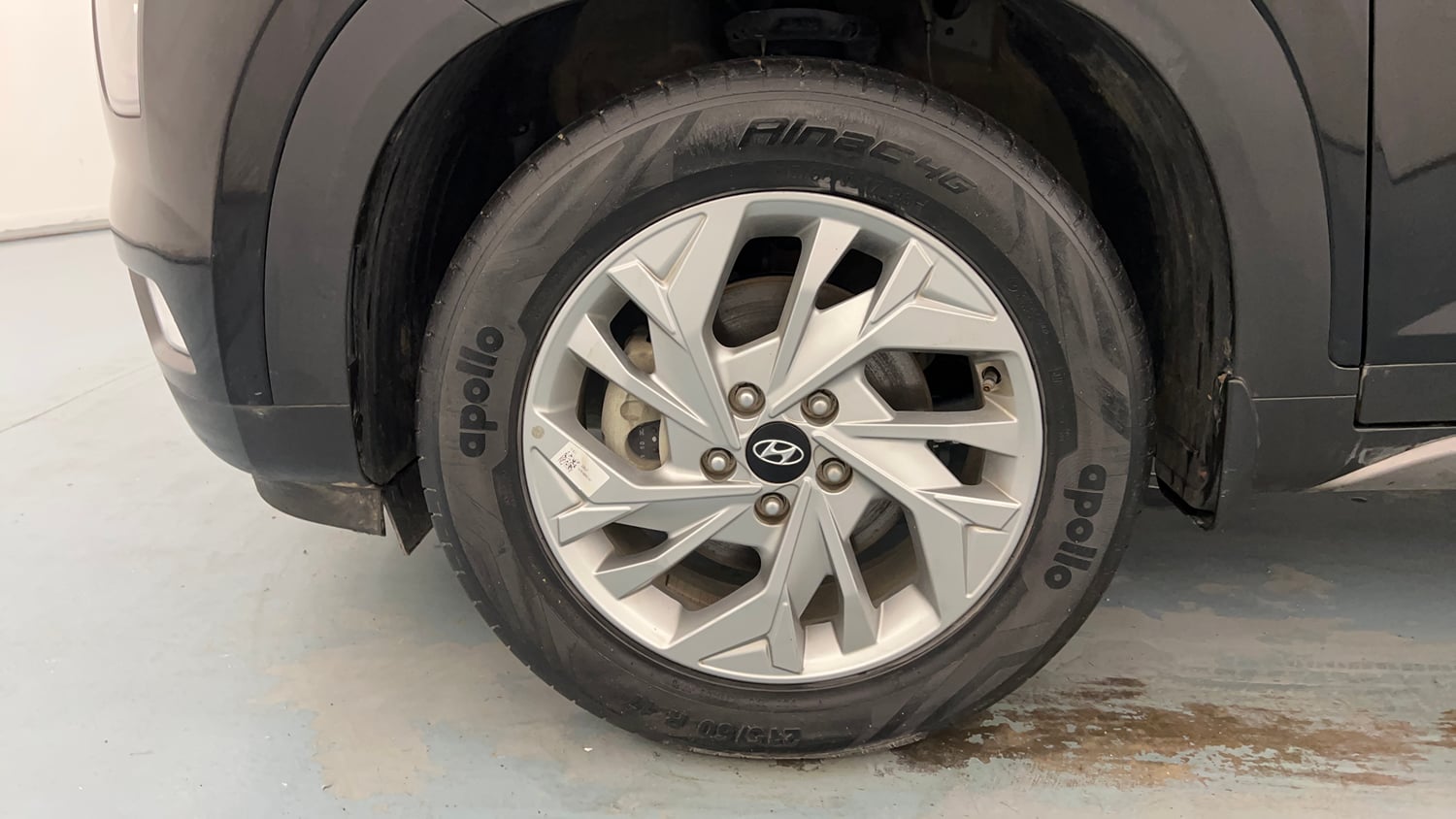 Used 2023 Hyundai Creta SX 1.5 Petrol Petrol Manual tyres LEFT FRONT TYRE RIM VIEW