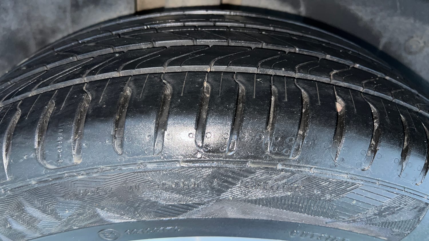 Used 2021 MG Motors Hector Sharp 1.5 DCT Petrol Petrol Automatic tyres RIGHT REAR TYRE TREAD VIEW