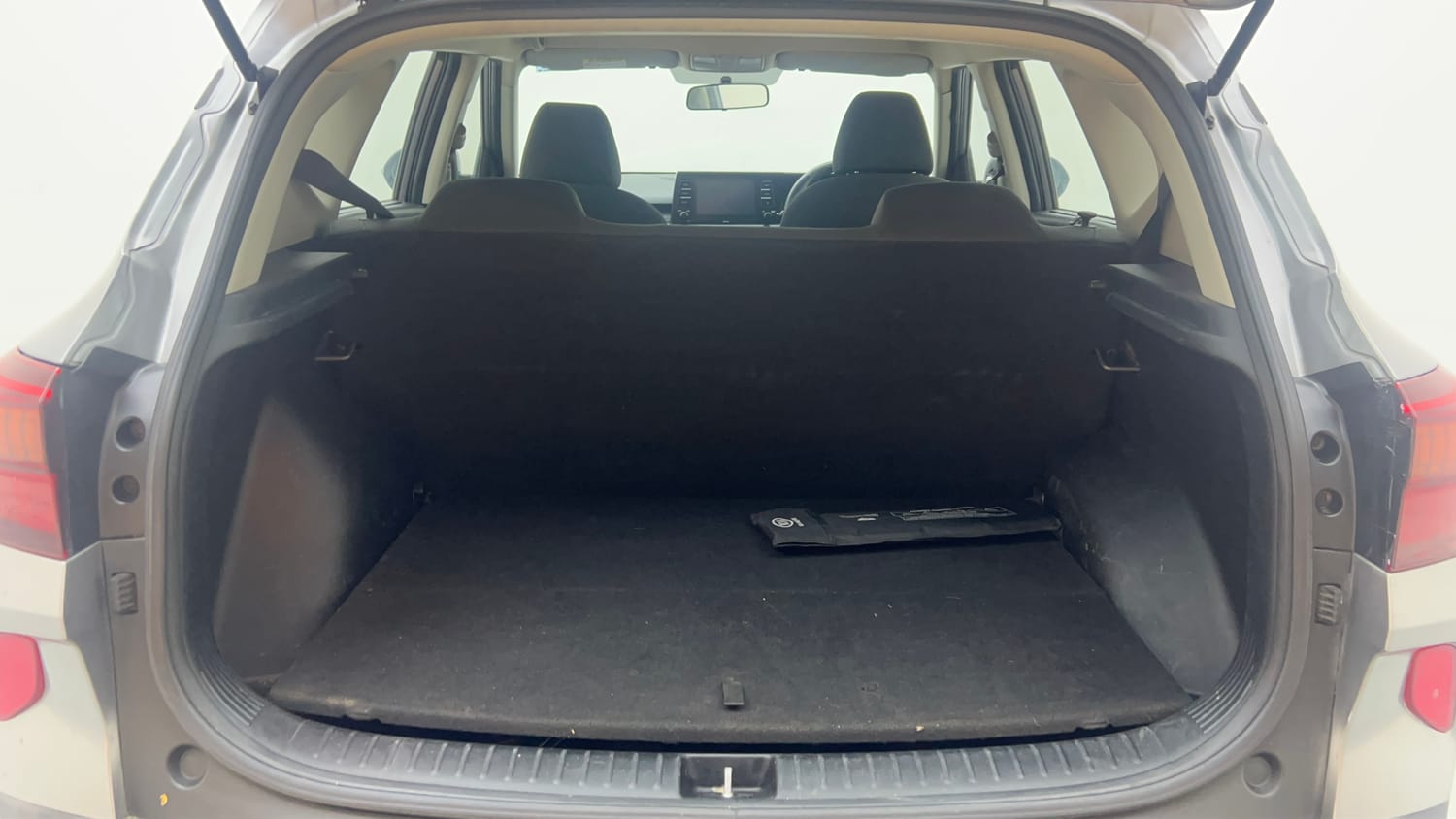 Used 2020 Kia Seltos HTK Plus 1.5 Petrol Manual interior DICKY INSIDE VIEW