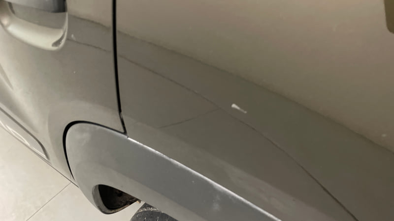 Used 2019 Renault Kwid 1.0 RXT AMT Opt Petrol Automatic dents MINOR SCRATCH