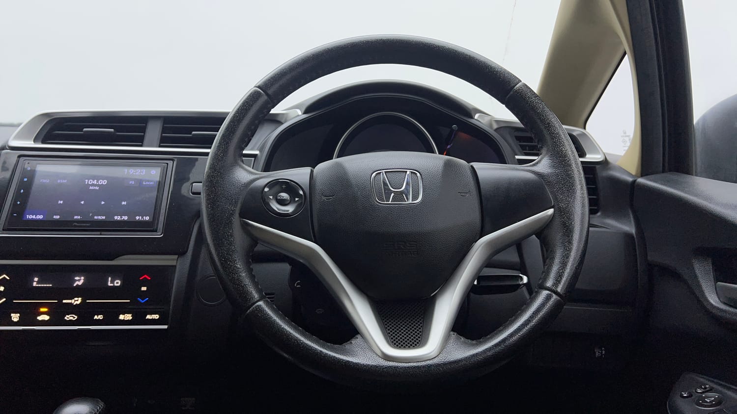 2016 Honda Jazz V AT Petrol-14