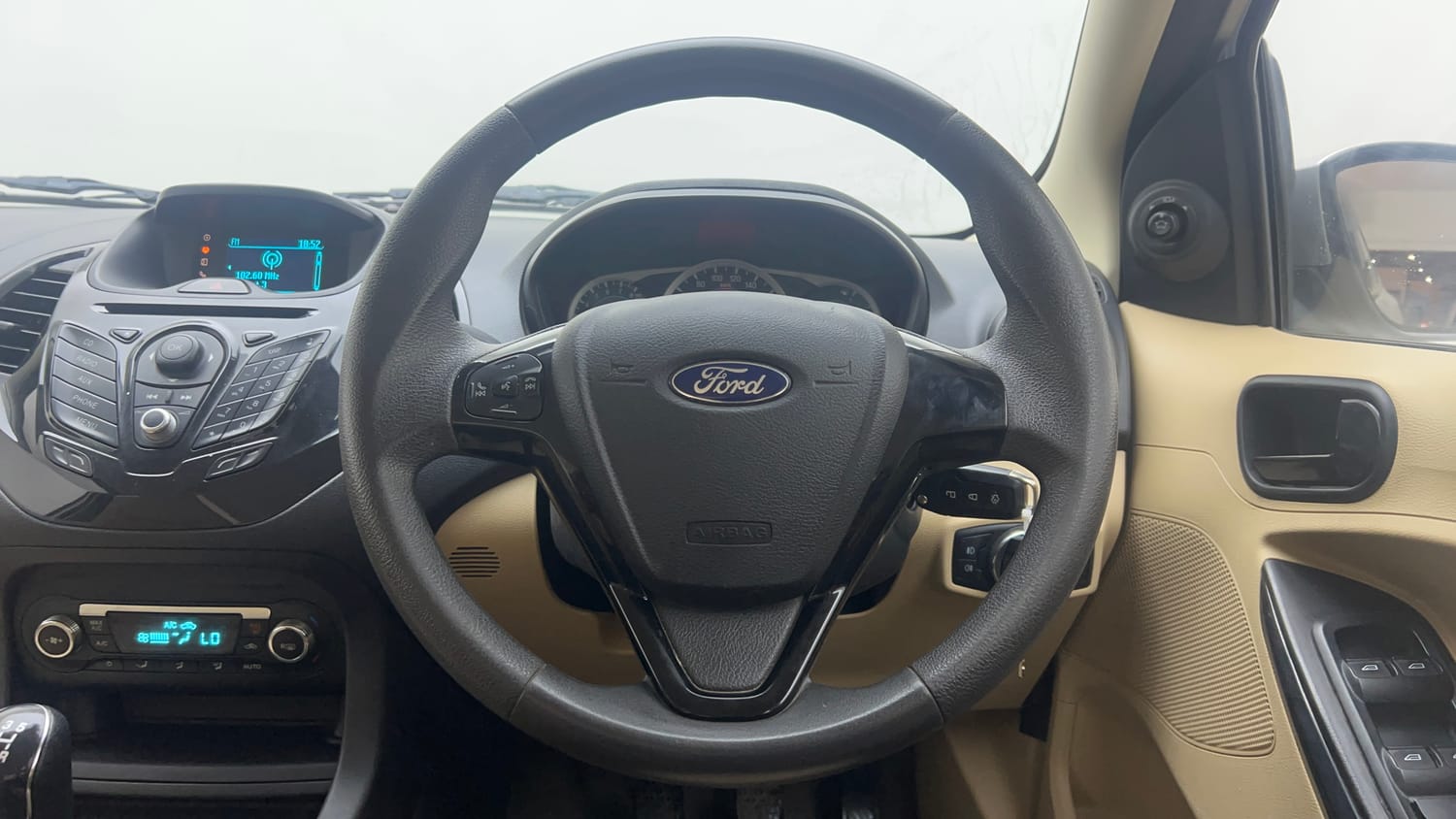 2015 Ford Figo Aspire Titanium 1.2 Ti-VCT-14