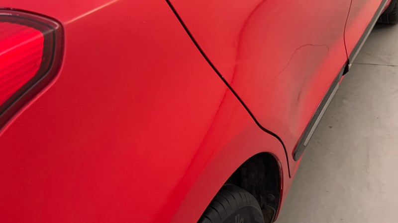 Used 2019 Maruti Suzuki Swift ZXi AMT Petrol Automatic dents MINOR SCRATCH