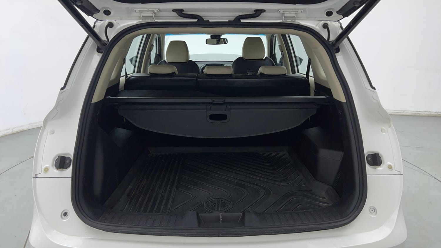 Used 2021 MG Motors Hector Sharp 1.5 DCT Petrol Petrol Automatic interior DICKY INSIDE VIEW