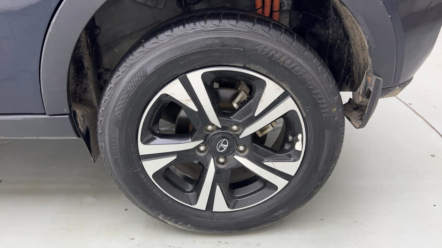 Used 2022 Tata Nexon EV Prime XZ Plus LUX Electric Automatic tyres LEFT REAR TYRE RIM VIEW