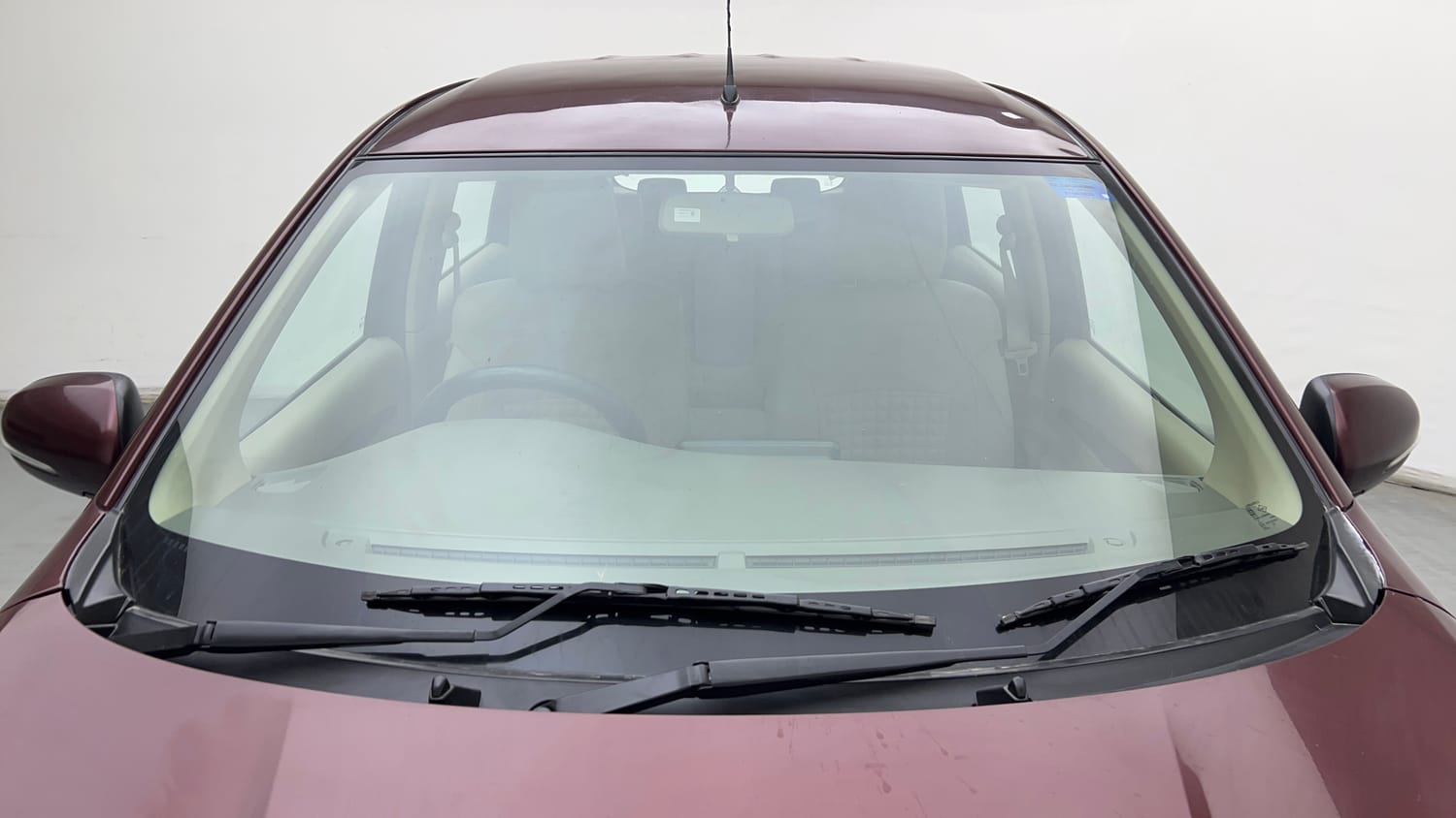 Used 2023 Maruti Suzuki Ertiga VXi (O) Petrol Manual exterior FRONT WINDSHIELD VIEW
