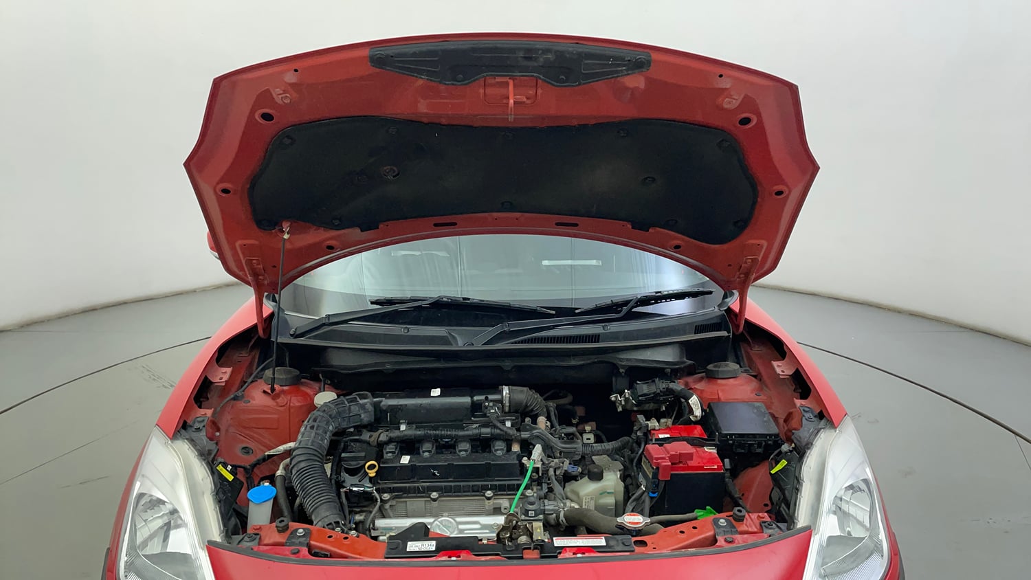 Used 2022 Maruti Suzuki Swift ZXi AMT Petrol Automatic engine ENGINE & BONNET OPEN FRONT VIEW