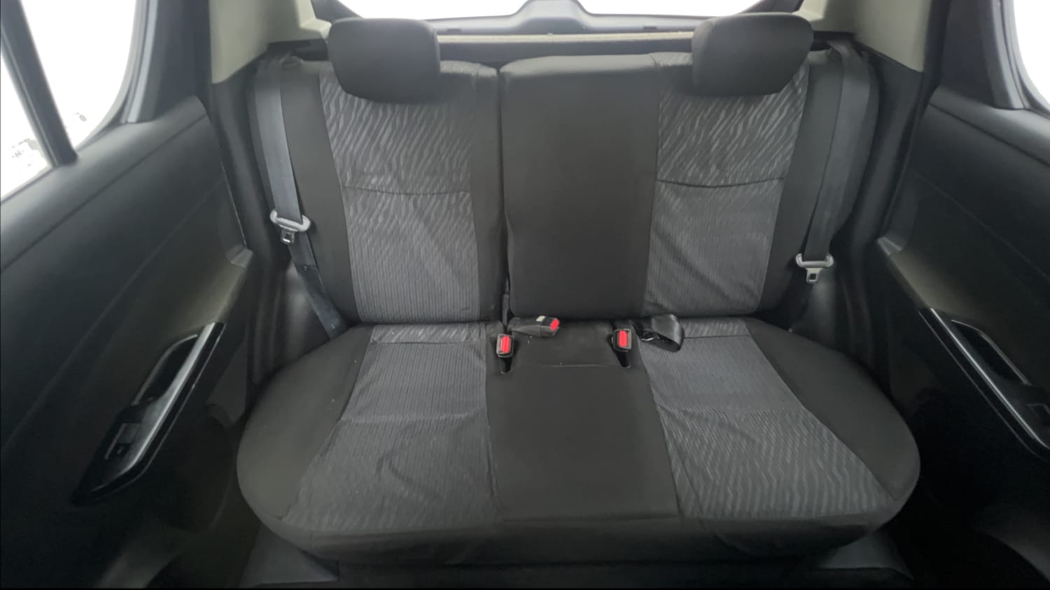 Used 2016 Maruti Suzuki Swift VXi Petrol Manual interior REAR SEAT CONDITION VIEW