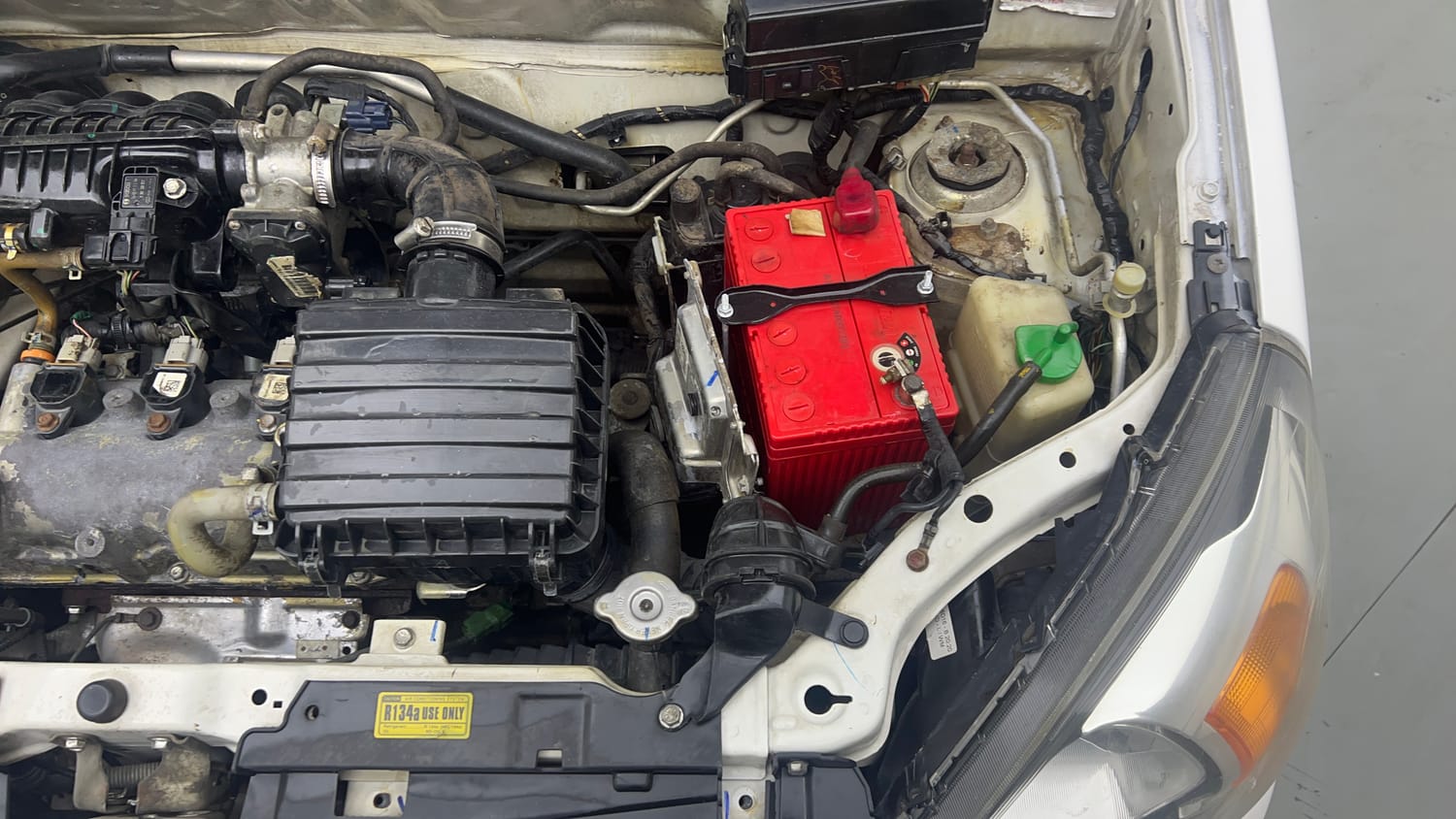 Used 2016 Maruti Suzuki Alto 800 LXi Petrol Manual engine ENGINE LEFT SIDE VIEW