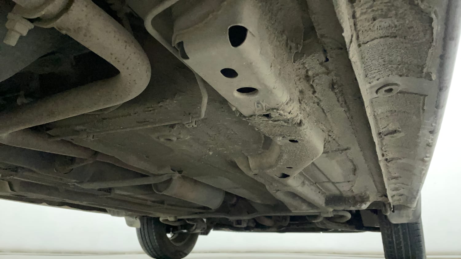 Used 2019 Tata Tiago Revotron XZA Petrol Automatic extra REAR RIGHT UNDERBODY VIEW