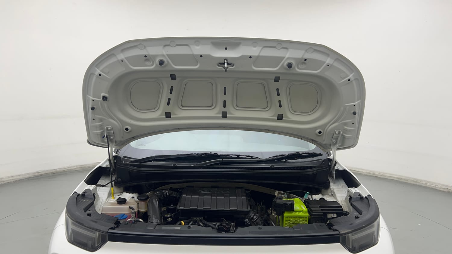 Used 2024 Hyundai Exter SX 1.2 CNG MT Cng Manual engine ENGINE & BONNET OPEN FRONT VIEW