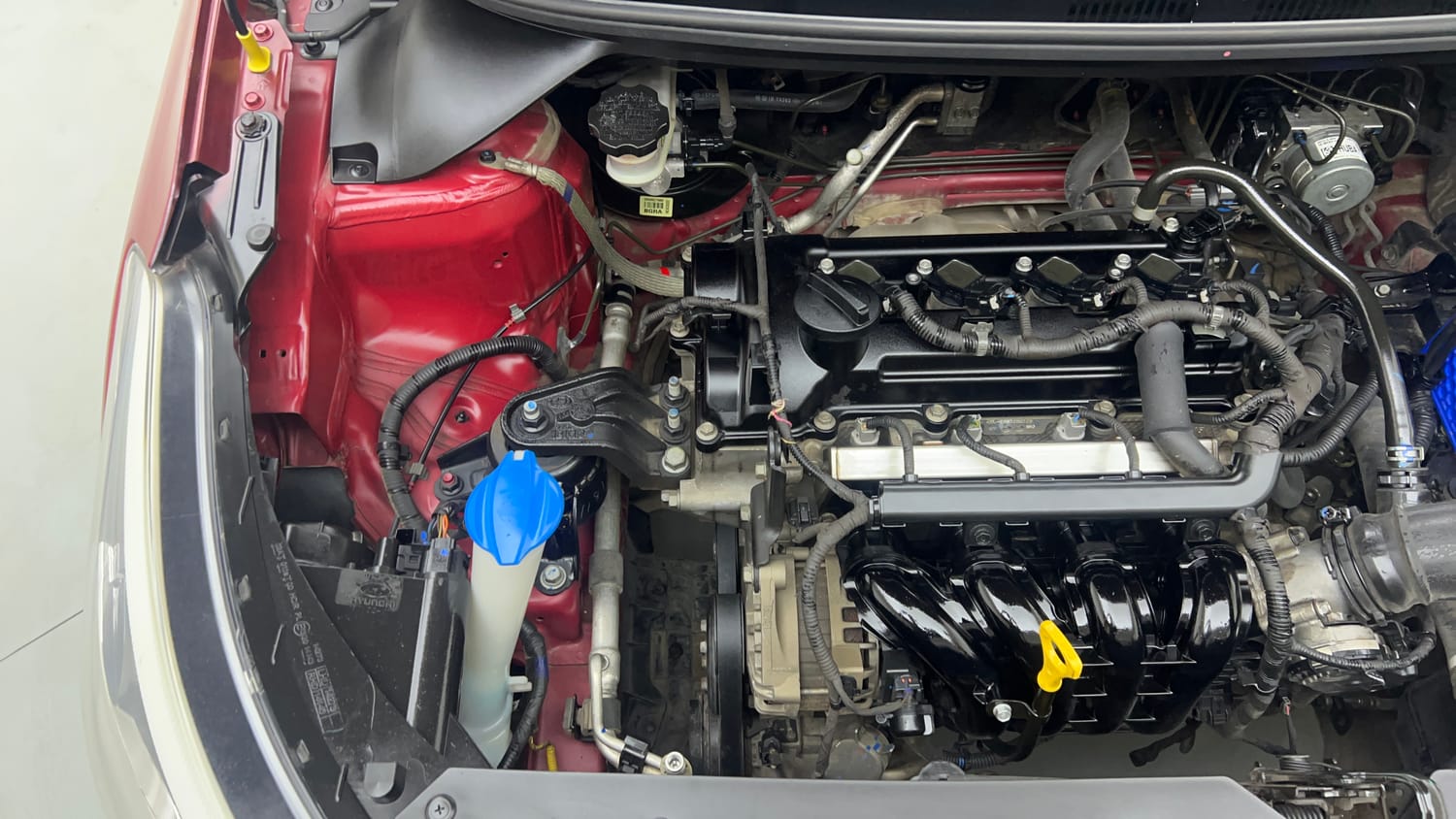 Used 2018 Hyundai Elite i20 Magna Executive 1.2 Petrol Manual engine ENGINE RIGHT SIDE VIEW