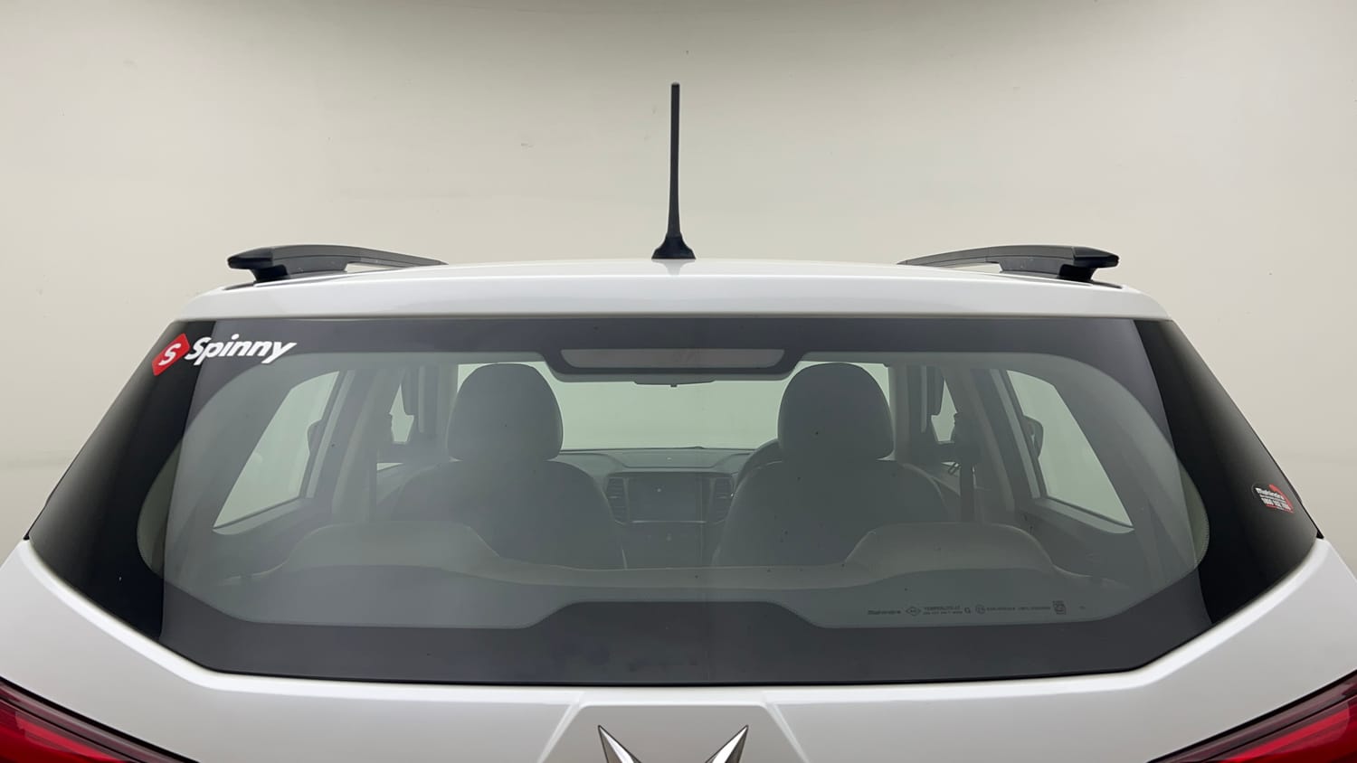 Used 2023 Mahindra XUV 300 W6 1.2 Petrol Petrol Manual exterior BACK WINDSHIELD VIEW